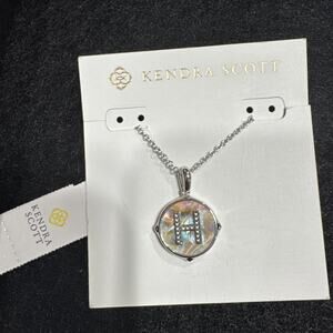Kendra Scott Letter Disc Pendant Necklace Rhodium Mother-Of-Pearl “H”